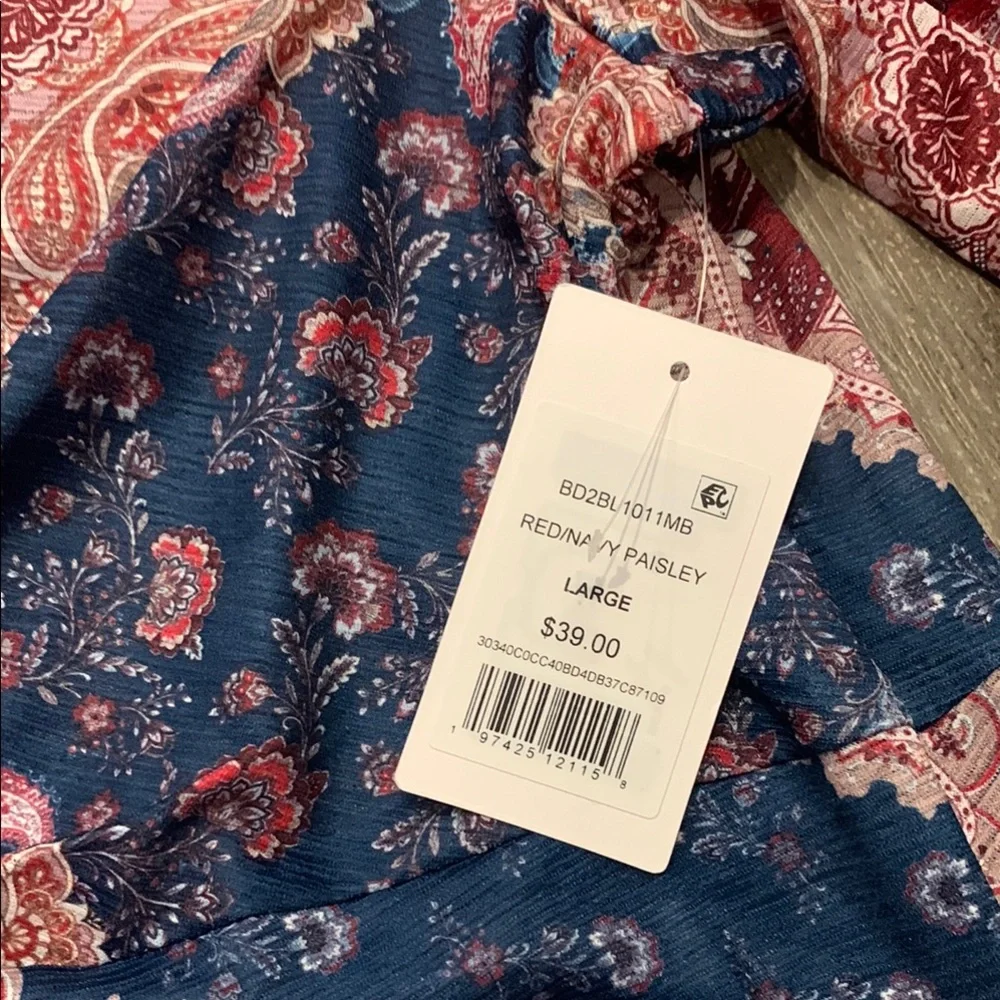 NWT Paisley Print V-Neck Top Side Zip - Picture 7 of 17